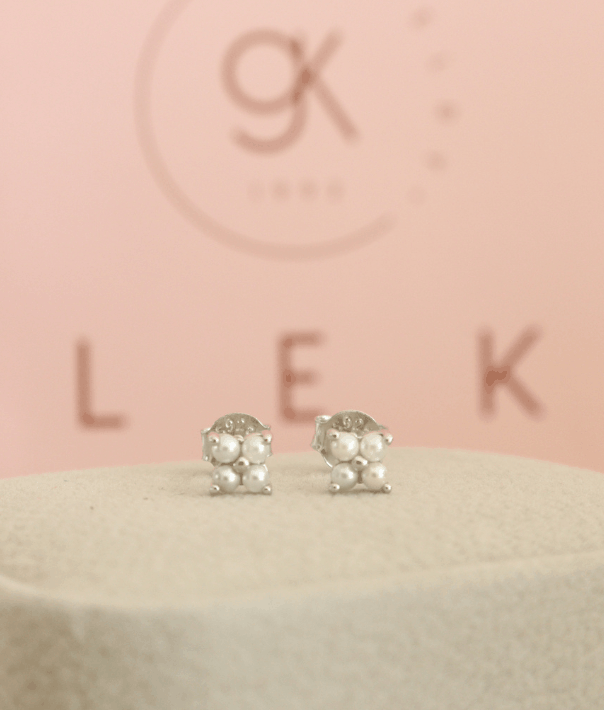 aretes de perlas bebes