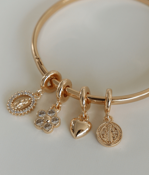 dijes o charms para puñeras