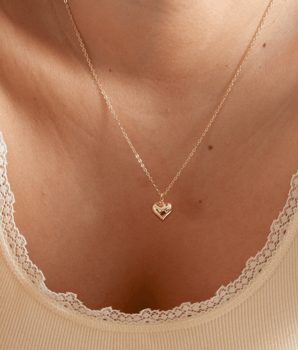 collar corazon de plata color dorado