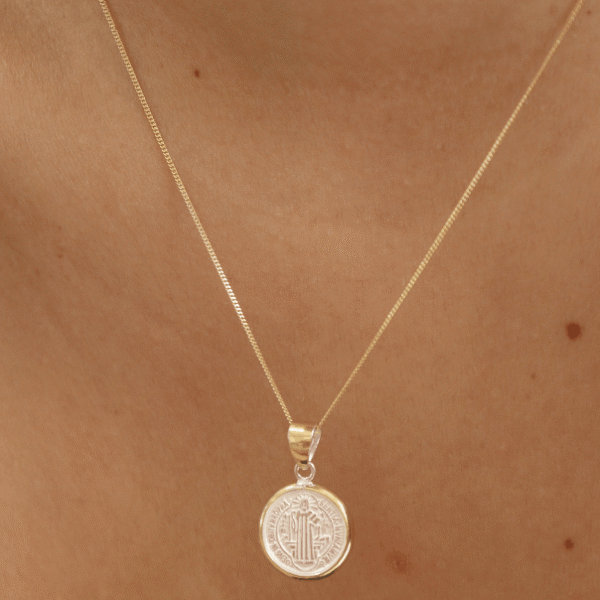 Collar San Benito (cadena de oro)